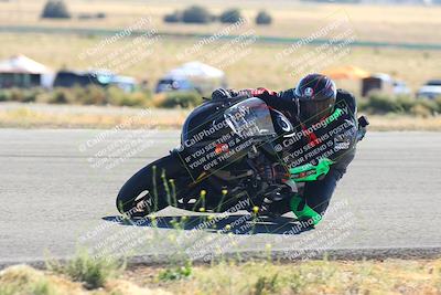 media/Oct-15-2023-TrackXperience (Sun) [[85198ff50b]]/Group 3/session 4 turn 3/